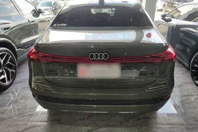 Audi Audi A6L e-tron 2026, 4500 км, за 46758 USD