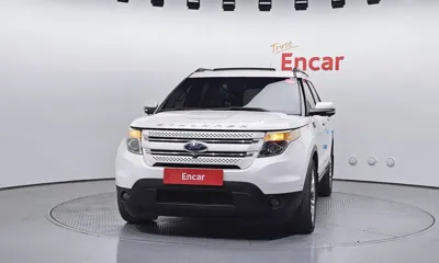 Ford Explorer 2014, 108475 км, за 5219.69 USD