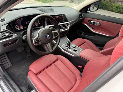 BMW 3 Series 2022, 30000 км, за 24543.37 USD - фото 8