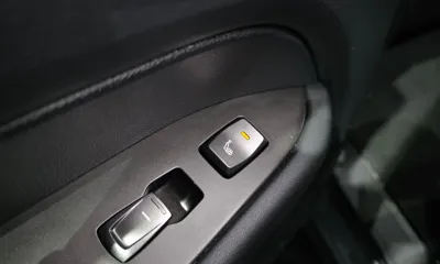 KG_Mobility_Ssangyong Rexton 2018, 46166 км, за 11356.18 USD - фото 18