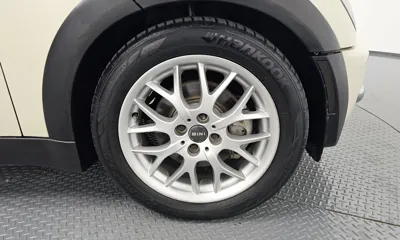 MINI Cooper 2004, 146730 км, за 2200.47 USD
