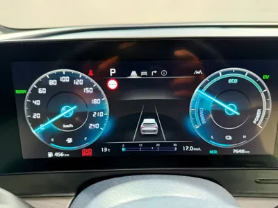 Kia Sportage 2024, 7648 км, за 8755.7 USD