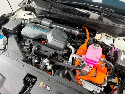 Kia Sportage 2024, 7648 км, за 8755.7 USD - фото 17