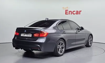 BMW 3-Series 2015, 82388 км, за 10618.9 USD
