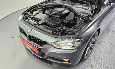 BMW 3-Series 2015, 82388 км, за 10618.9 USD - фото 6