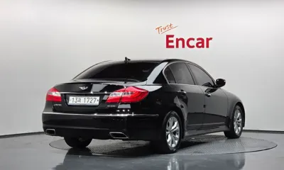Hyundai Genesis 2012, 87643 км, за 3250.82 USD