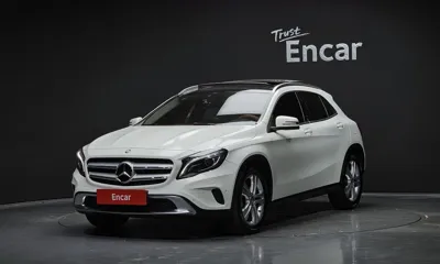 Mercedes-Benz GLA-Class · 2015 год