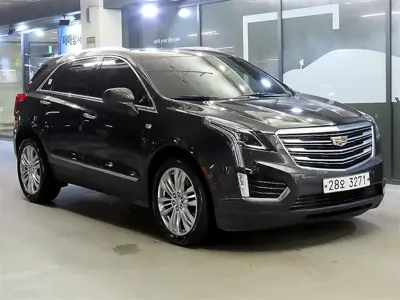 Cadillac XT5 · 2017 год