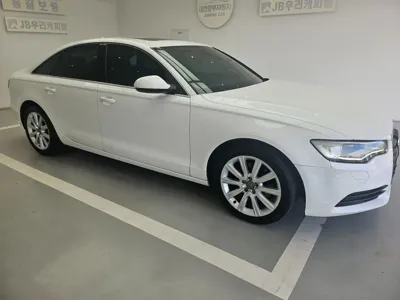 Audi A6 2014, 203932 км, за 3843.65 USD
