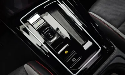 Volkswagen Golf 2024, 10865 км, за 24429.98 USD - фото 9