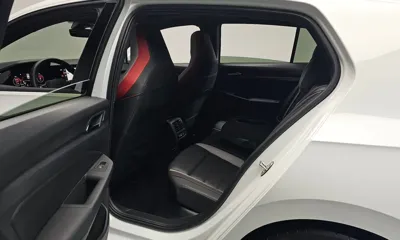 Volkswagen Golf 2024, 10865 км, за 24429.98 USD - фото 11