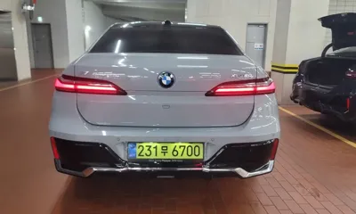 BMW i7 2025, 12250 км, за 92959.73 USD