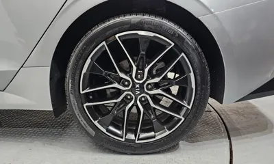 Kia K5 2021, 62728 км, за 11628.67 USD