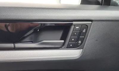 Porsche Cayenne 2024, 43462 км, за 81843.56 USD - фото 31