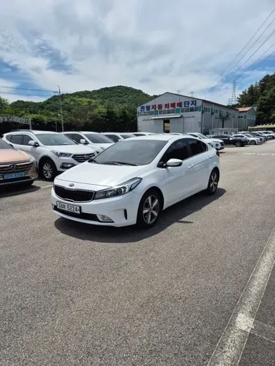Kia K3 · 2018 год