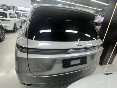 Li Auto Li L9 2024, 39700 км, за 41030.96 USD