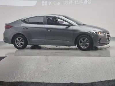 Hyundai Avante 2016, 132541 км, за 5070.53 USD
