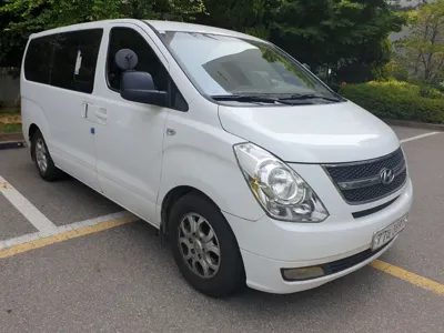 Hyundai Starex 2012, 205655 км, за 4232.6 USD