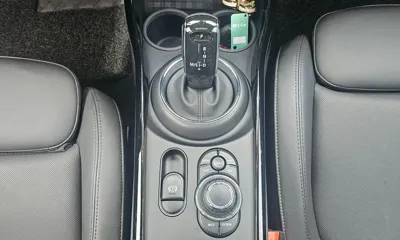 MINI Clubman 2024, 22596 км, за 20152.11 USD - фото 9