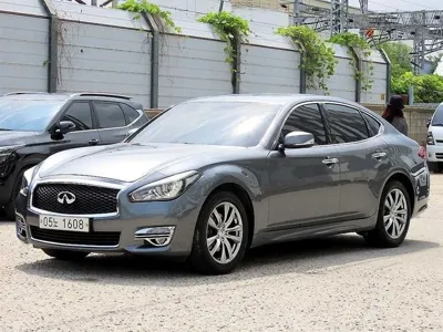 Infiniti Q70 2017, 84626 км, за 6970.69 USD