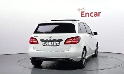 Mercedes-Benz B-Class 2018, 69631 км, за 10744.28 USD