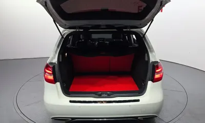 Mercedes-Benz B-Class 2018, 69631 км, за 10744.28 USD - фото 20
