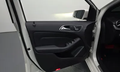 Mercedes-Benz B-Class 2018, 69631 км, за 10744.28 USD - фото 24