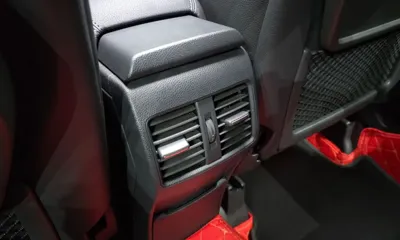 Mercedes-Benz B-Class 2018, 69631 км, за 10744.28 USD - фото 28