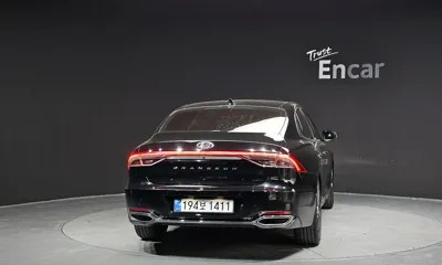 Hyundai Grandeur 2020, 69122 км, за 14476.48 USD