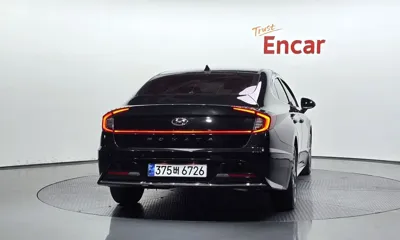 Hyundai Sonata 2022, 43921 км, за 19177.01 USD