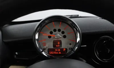 MINI Coupe 2013, 125215 км, за 4801.37 USD - фото 8
