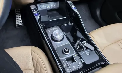 Kia Sorento 2024, 49077 км, за 27349.08 USD - фото 9