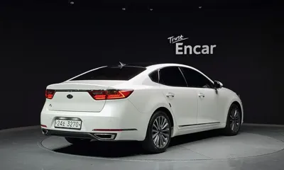 Kia K7 2017, 97768 км, за 8940.39 USD