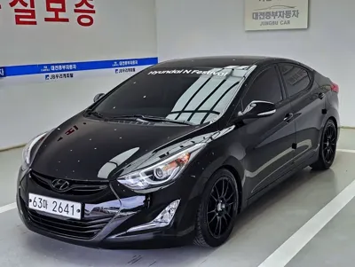 Hyundai Avante 2015, 31427 км, за 4069.84 USD