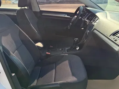 Volkswagen Golf 2018, 100000 км, за 8381.36 USD - фото 10