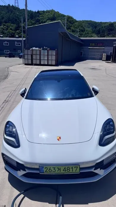 Porsche Panamera 2023, 48700 км, за 65636.08 USD