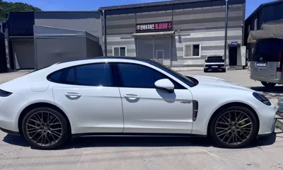 Porsche Panamera 2023, 48700 км, за 65636.08 USD - фото 6