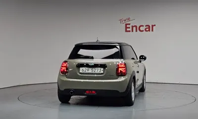 MINI Cooper 2019, 34258 км, за 9679.51 USD