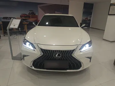 Lexus ES 2021, 57300 км, за 29307 USD - фото 2