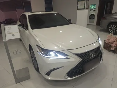 Lexus ES 2021, 57300 км, за 29307 USD - фото 3