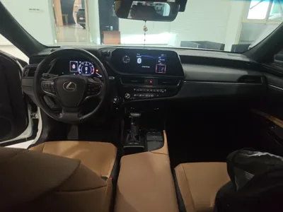 Lexus ES 2021, 57300 км, за 29307 USD - фото 13