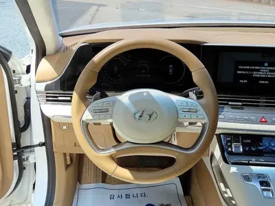 Hyundai Grandeur 2022, 73627 км, за 17321.08 USD - фото 15