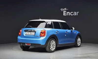MINI Cooper 2016, 98042 км, за 4420.46 USD