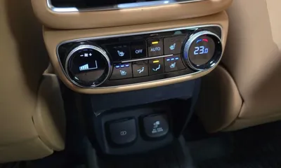 Genesis GV80 2020, 82798 км, за 31059.58 USD - фото 17