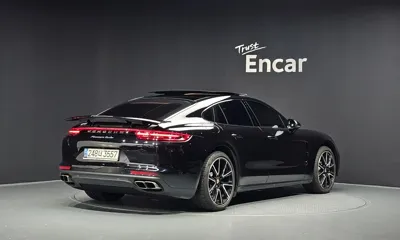 Porsche Panamera 2017, 129317 км, за 44800.4 USD