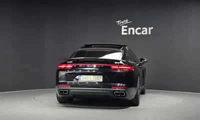 Porsche Panamera 2017, 129317 км, за 44800.4 USD