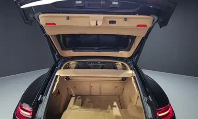 Porsche Panamera 2017, 129317 км, за 44724.68 USD - фото 20