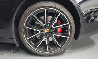 Porsche Panamera 2017, 129317 км, за 44724.68 USD - фото 21