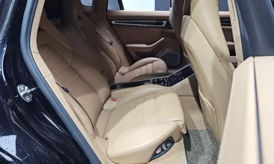 Porsche Panamera 2017, 129317 км, за 44724.68 USD - фото 26
