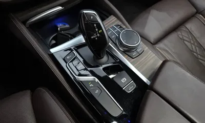 BMW 5-Series 2018, 138558 км, за 12964.18 USD - фото 9